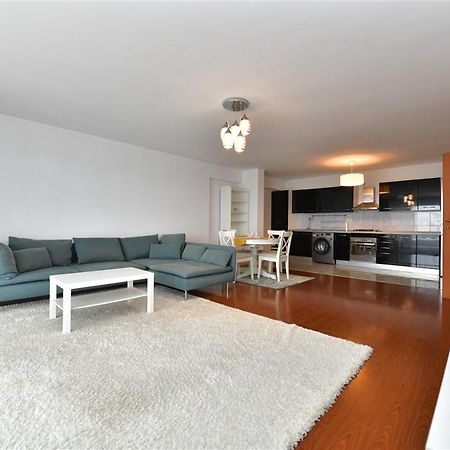 Apartament Lux 1 Mai Pod Bukarest Eksteriør billede