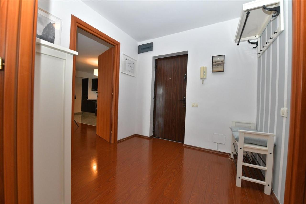 Apartament Lux 1 Mai Pod Bukarest Eksteriør billede
